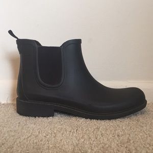 Madewell Chelsea rain boots (EUC)